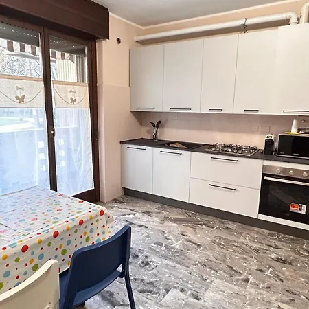 Apartamento Ampio Bilocale A Pochi Passi Dal Centro E Dalla Stazione Lodi